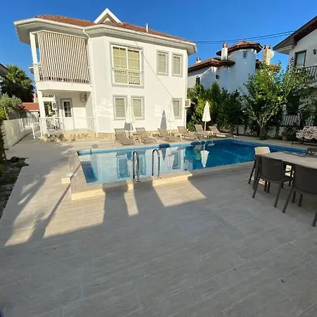 Βίλα Acar - 4 Bedroom In Dalyan Center, Private Pool&garden