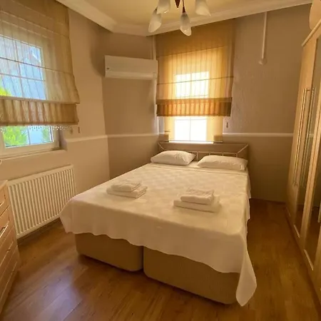 Βίλα Acar - 4 Bedroom In Dalyan Center, Private Pool&garden Μούγκλα
