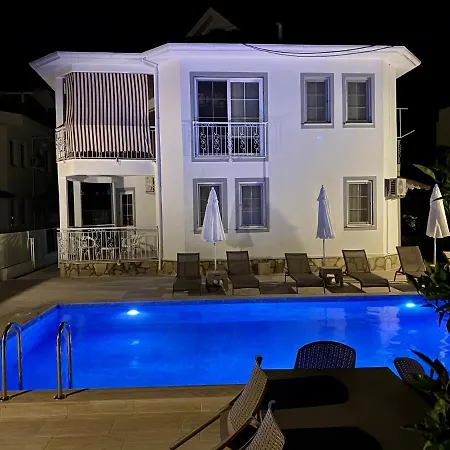 Villa Acar - 4 Bedroom In Dalyan Center, Private Pool&garden Muğla